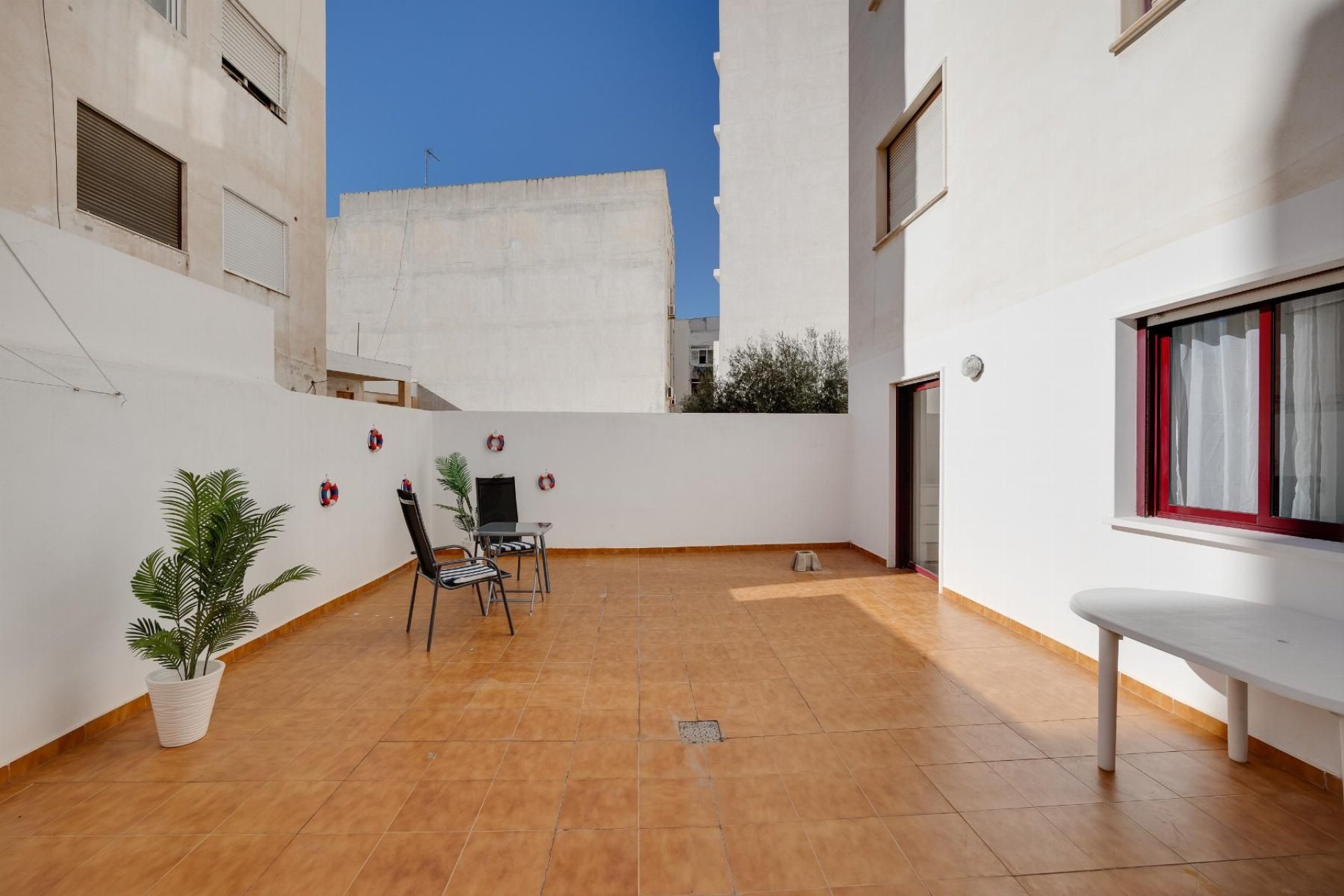 Resale - Apartment / flat -
Torrevieja - Estacion de autobuses