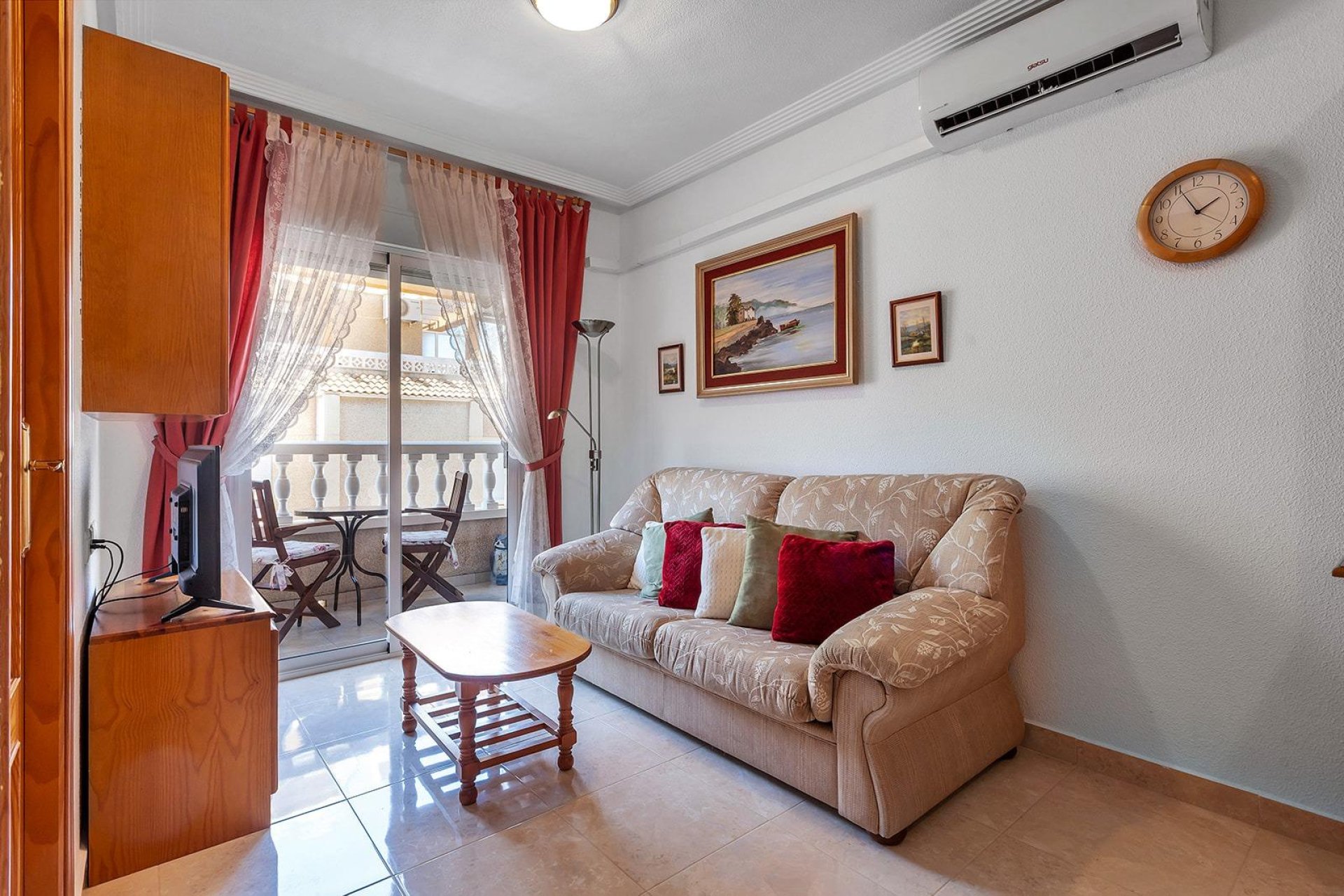 Resale - Apartment / flat -
Torrevieja - Estacion de autobuses