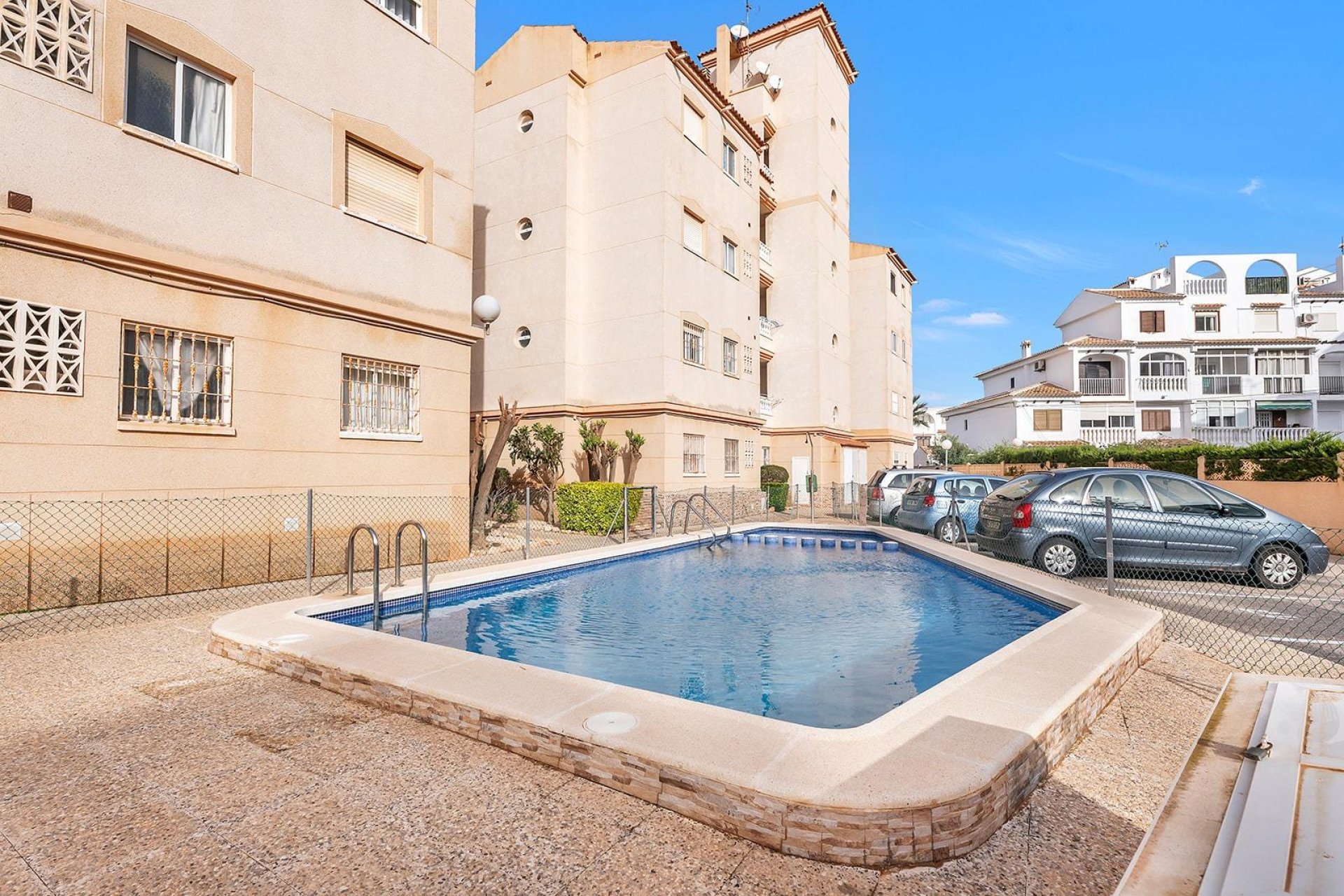 Resale - Apartment / flat -
Torrevieja - Estacion de autobuses