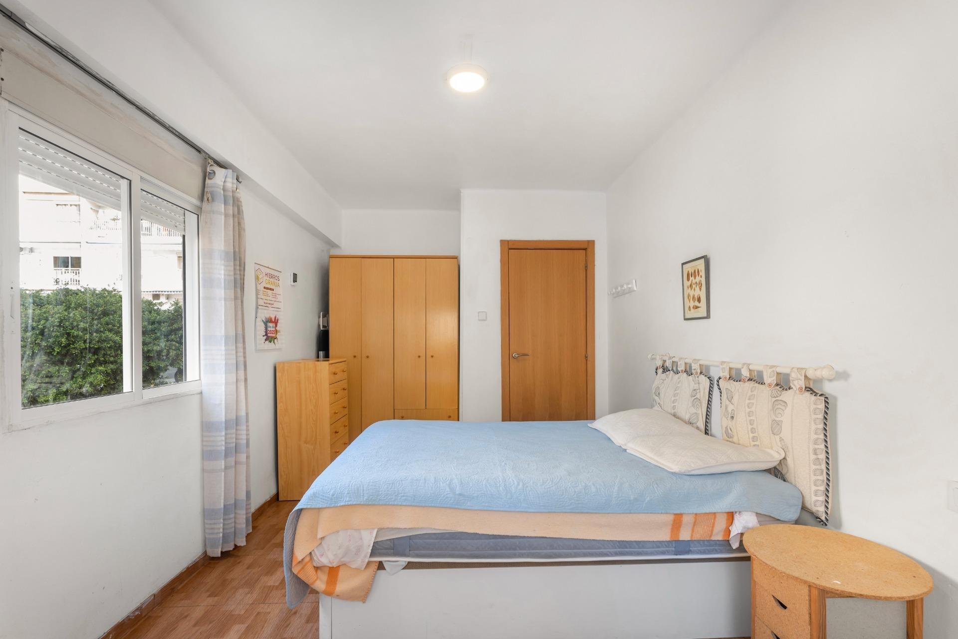 Resale - Apartment / flat -
Torrevieja - Estacion de autobuses