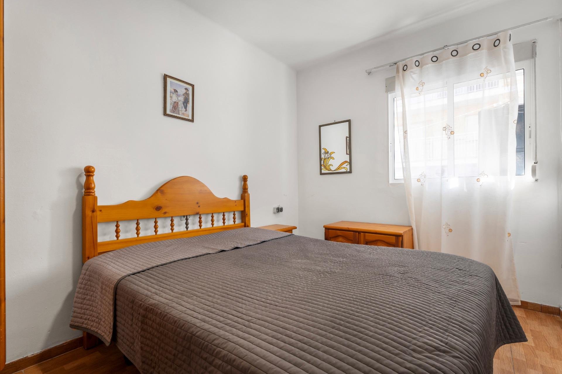 Resale - Apartment / flat -
Torrevieja - Estacion de autobuses