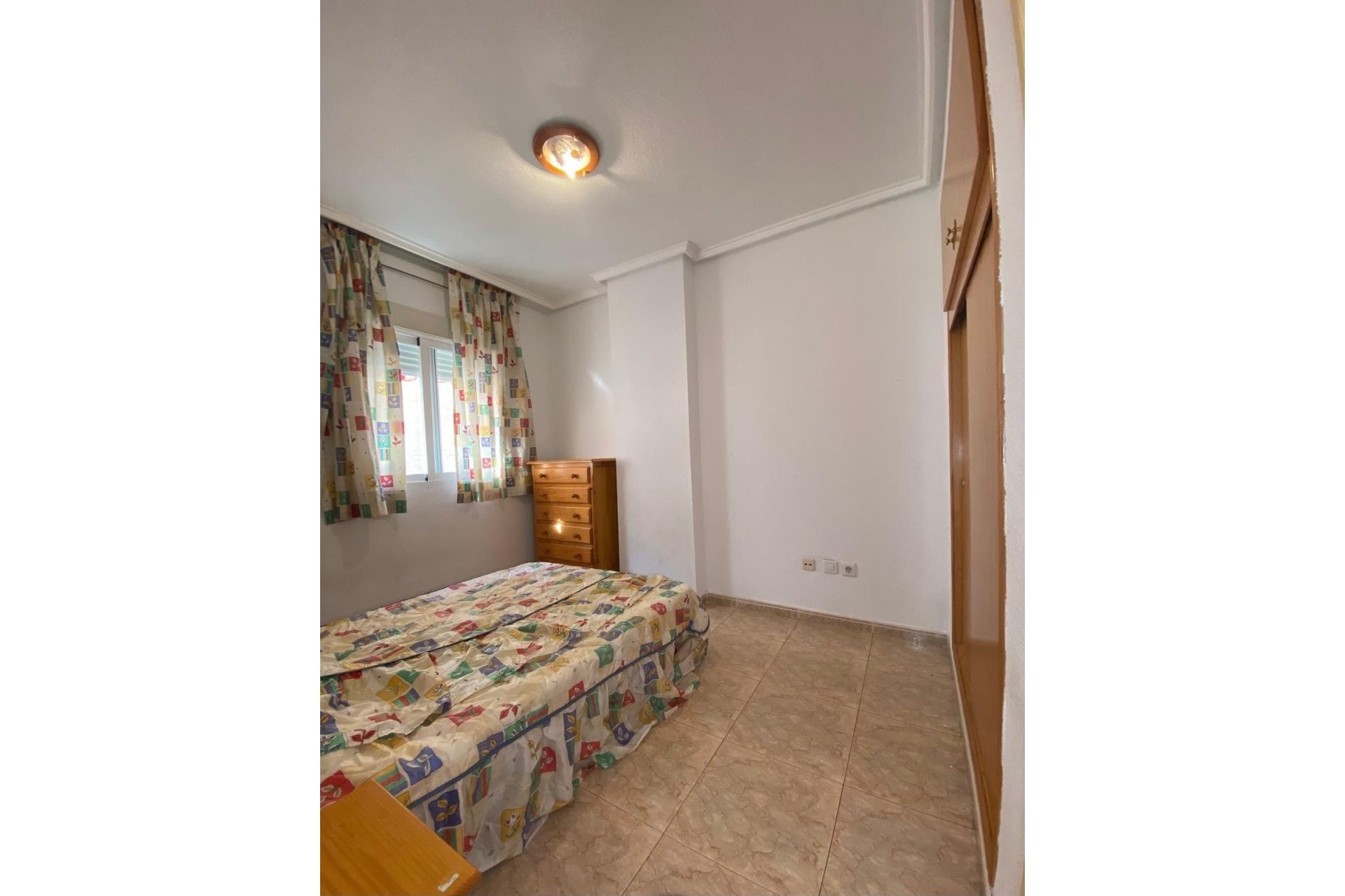 Resale - Apartment / flat -
Torrevieja - Estacion de autobuses