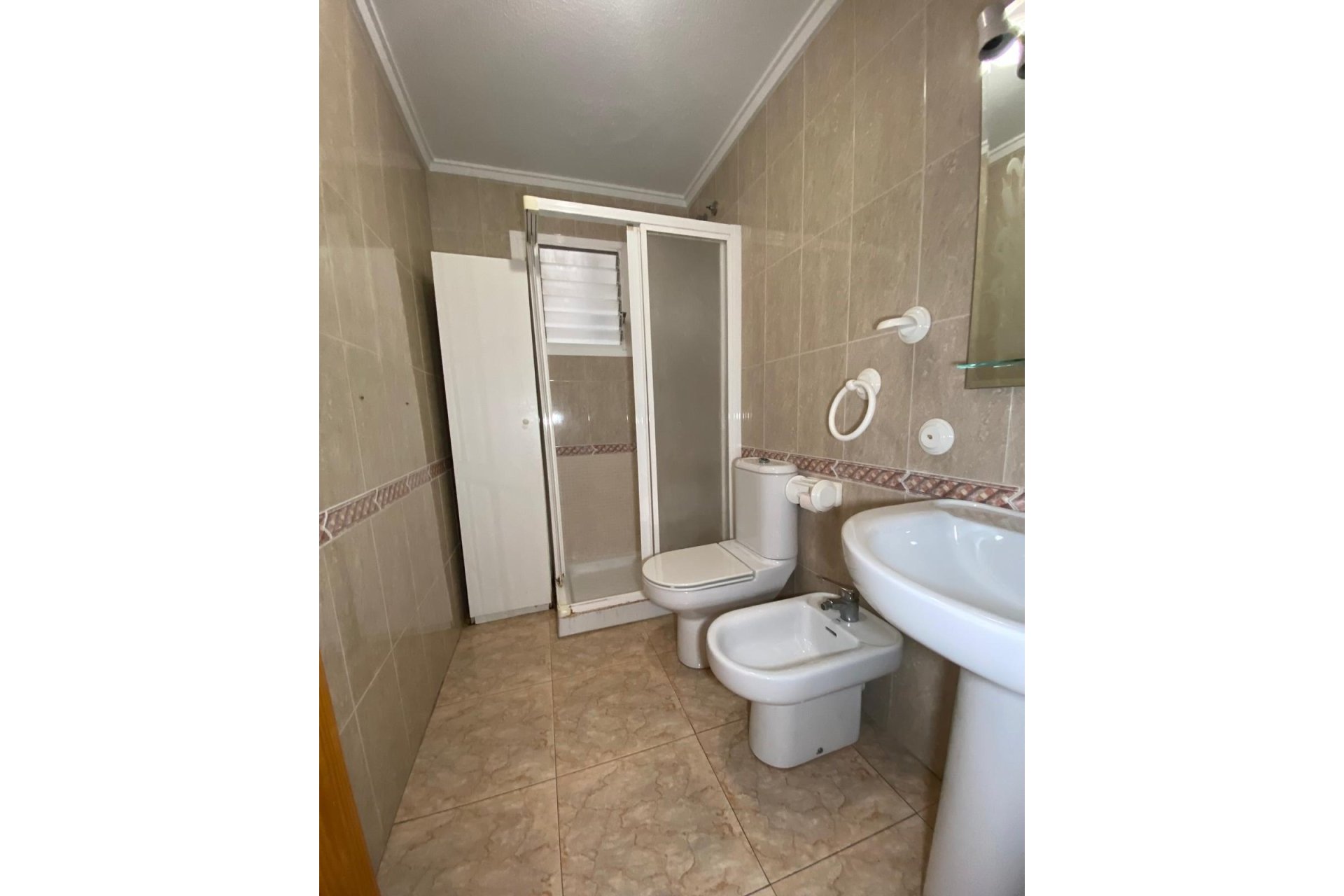 Resale - Apartment / flat -
Torrevieja - Estacion de autobuses