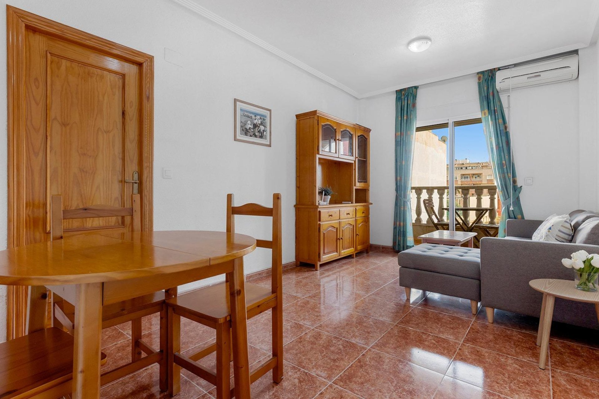 Resale - Apartment / flat -
Torrevieja - Estacion de autobuses