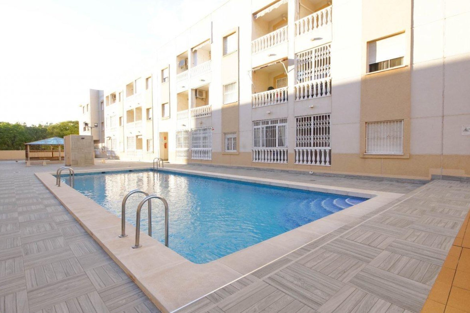 Resale - Apartment / flat -
Torrevieja - Estacion de autobuses