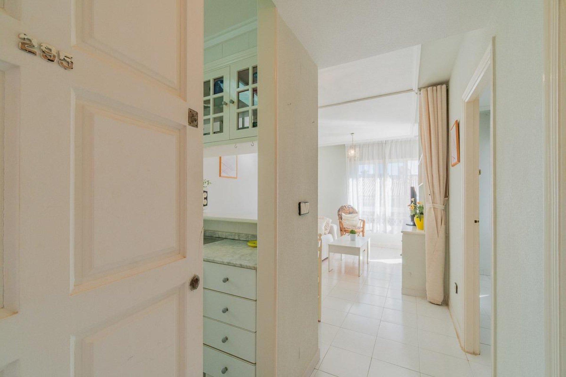 Resale - Apartment / flat -
Torrevieja - Frutales - Rosaleda