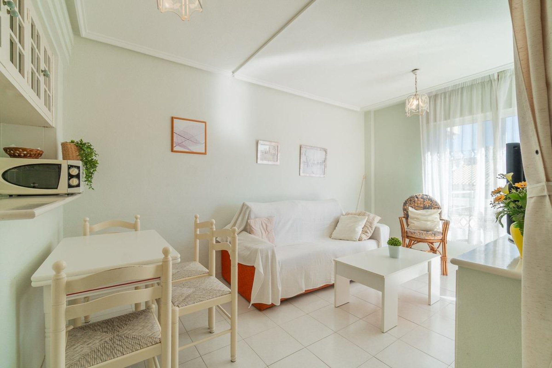 Resale - Apartment / flat -
Torrevieja - Frutales - Rosaleda