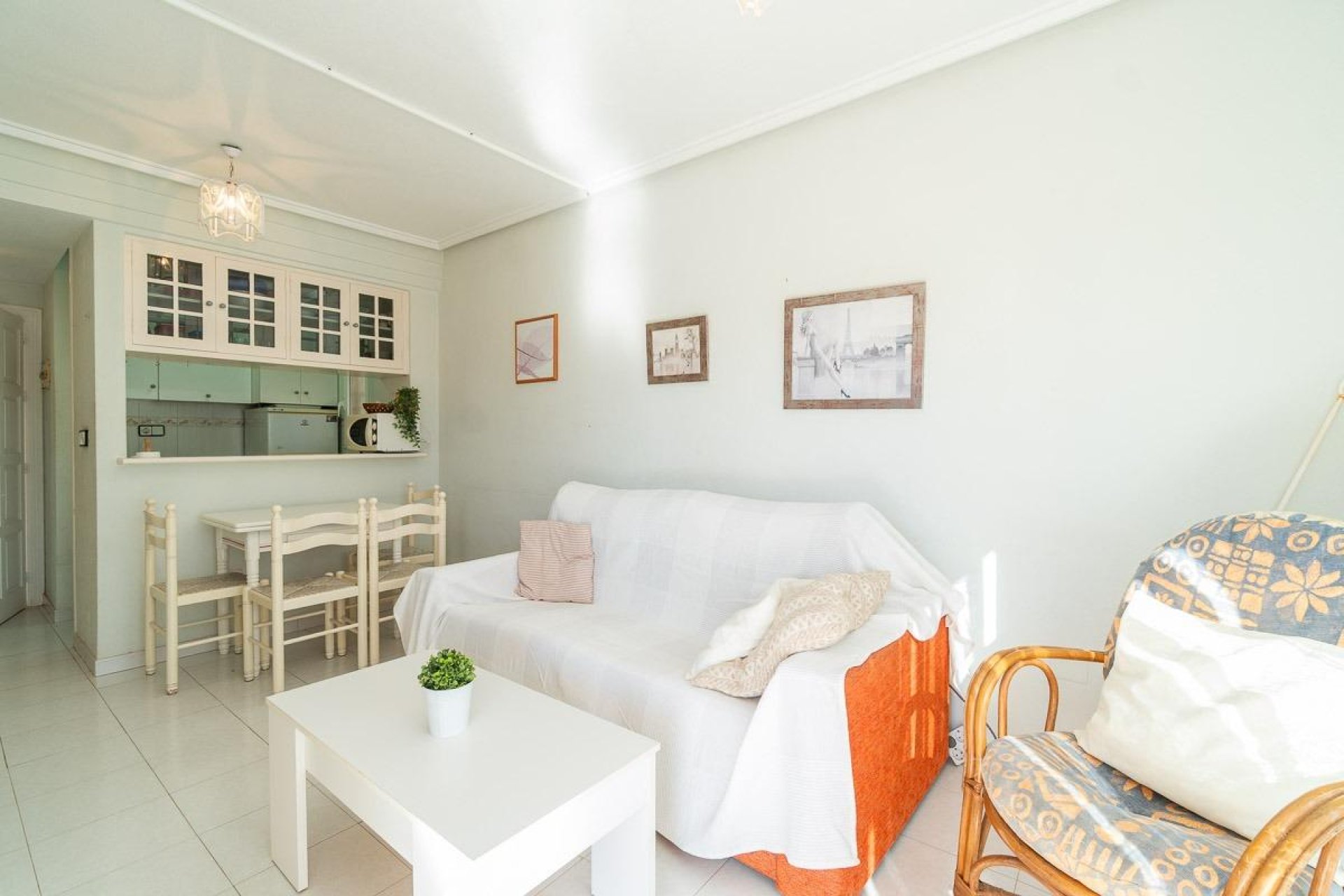 Resale - Apartment / flat -
Torrevieja - Frutales - Rosaleda