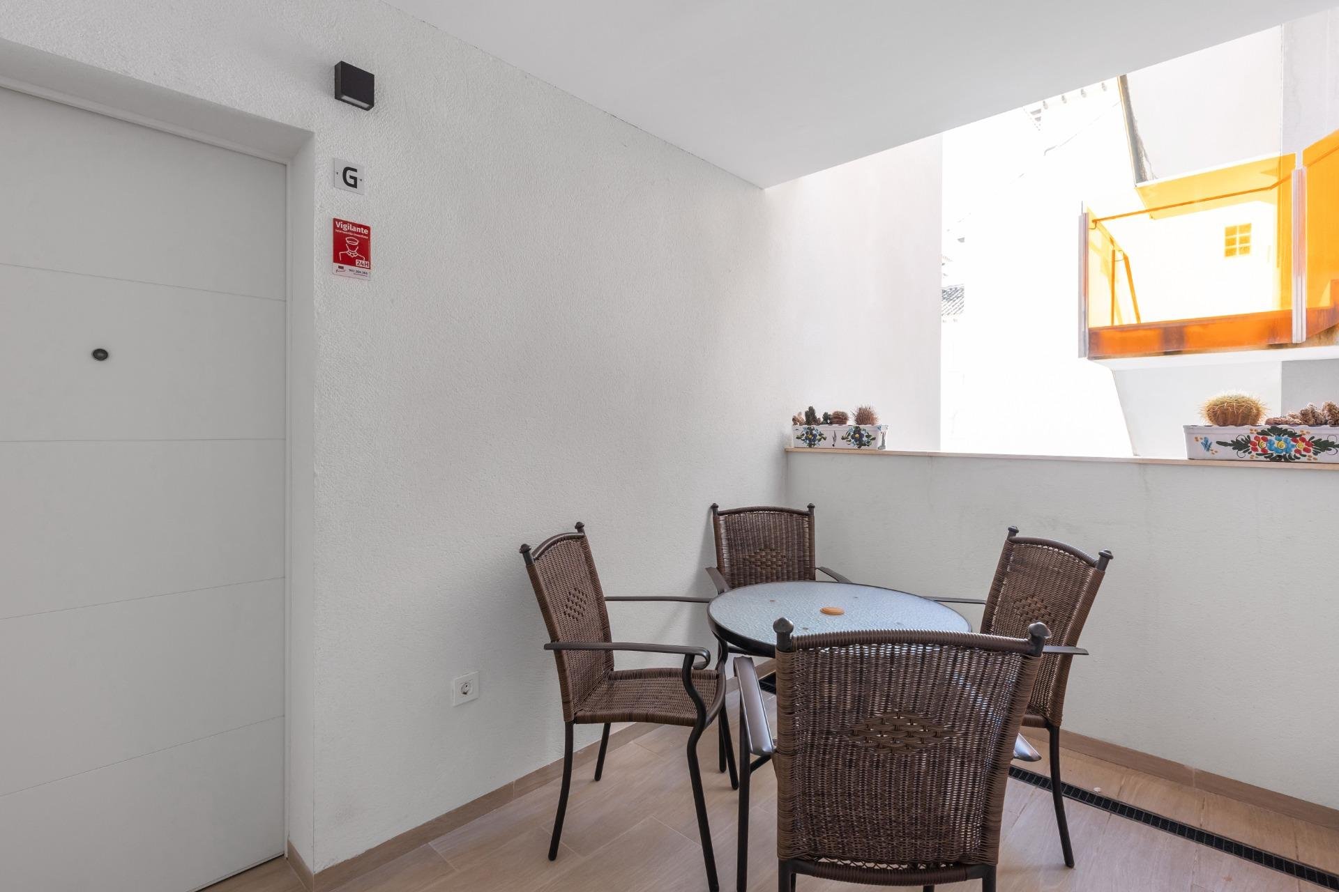 Resale - Apartment / flat -
Torrevieja - Frutales - Rosaleda