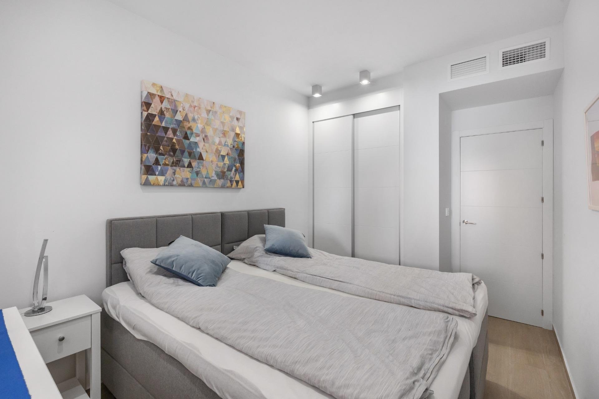 Resale - Apartment / flat -
Torrevieja - Frutales - Rosaleda