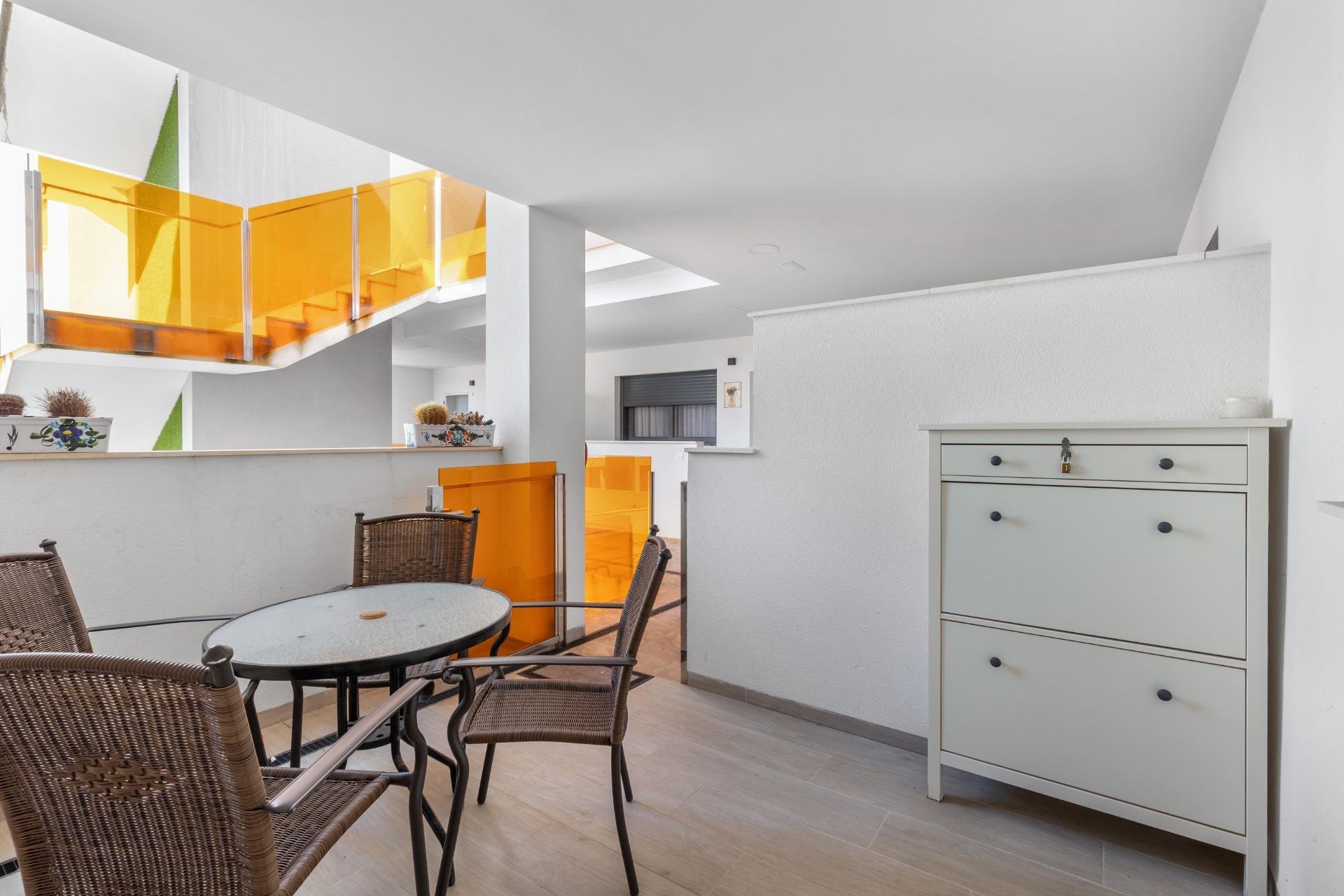 Resale - Apartment / flat -
Torrevieja - Frutales - Rosaleda