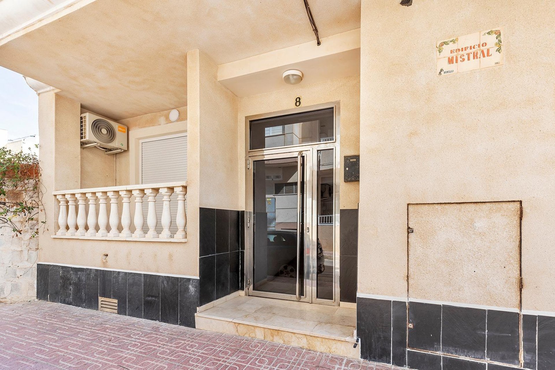 Resale - Apartment / flat -
Torrevieja - La Mata pueblo