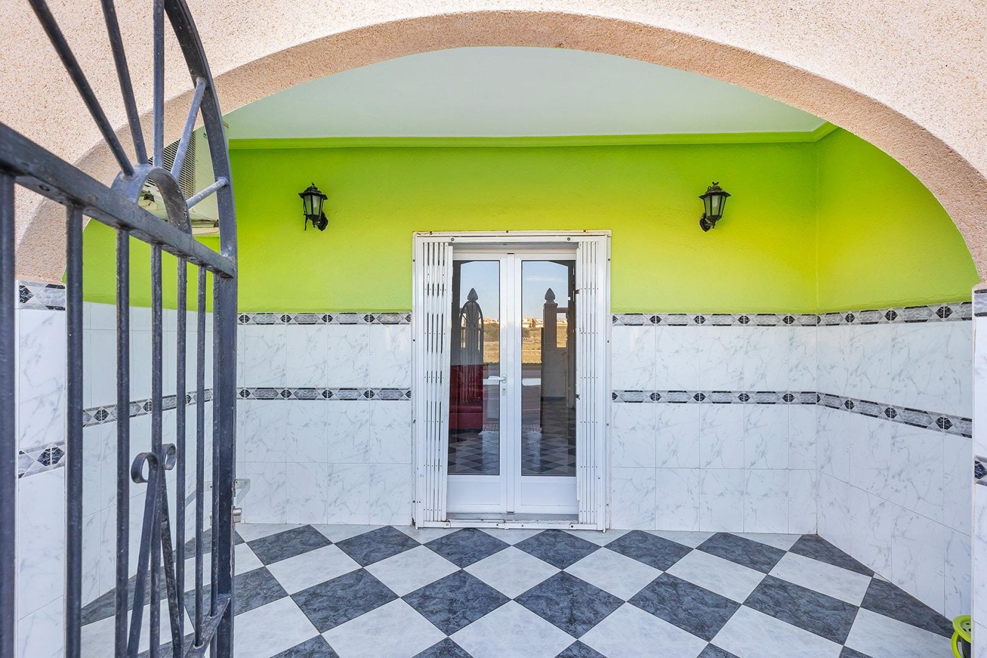 Resale - Apartment / flat -
Torrevieja - La Mata pueblo