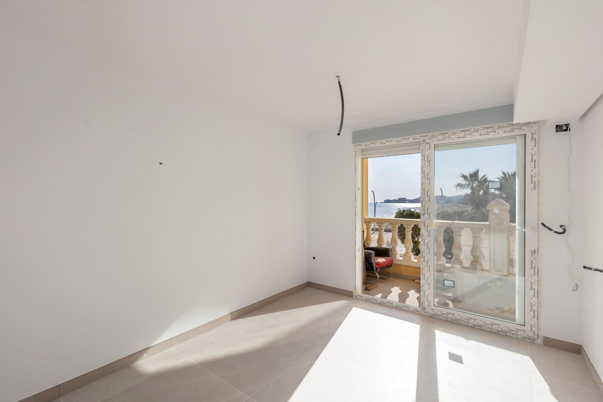 Resale - Apartment / flat -
Torrevieja - La Mata pueblo