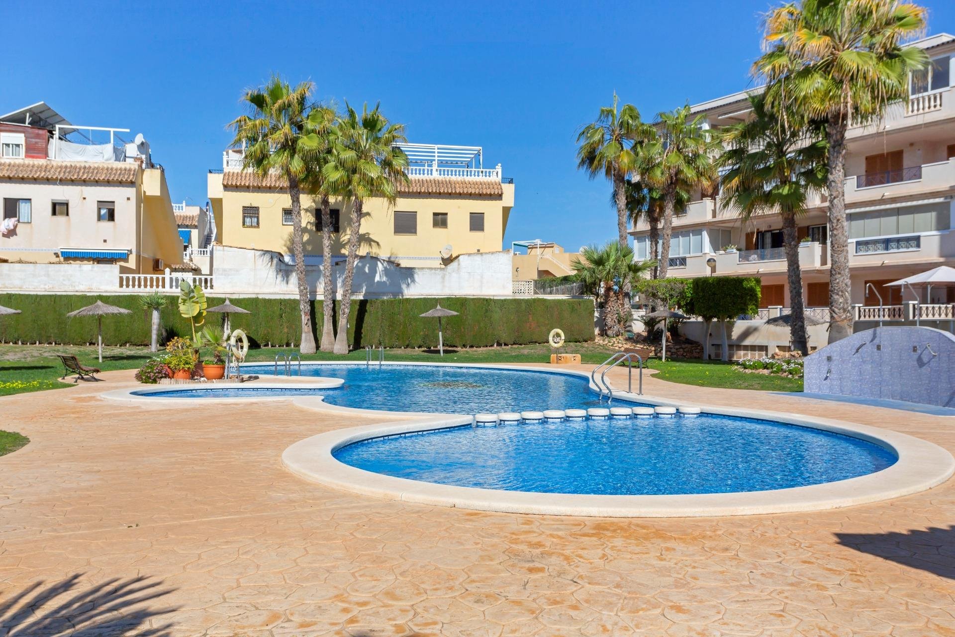 Resale - Apartment / flat -
Torrevieja - La Mata