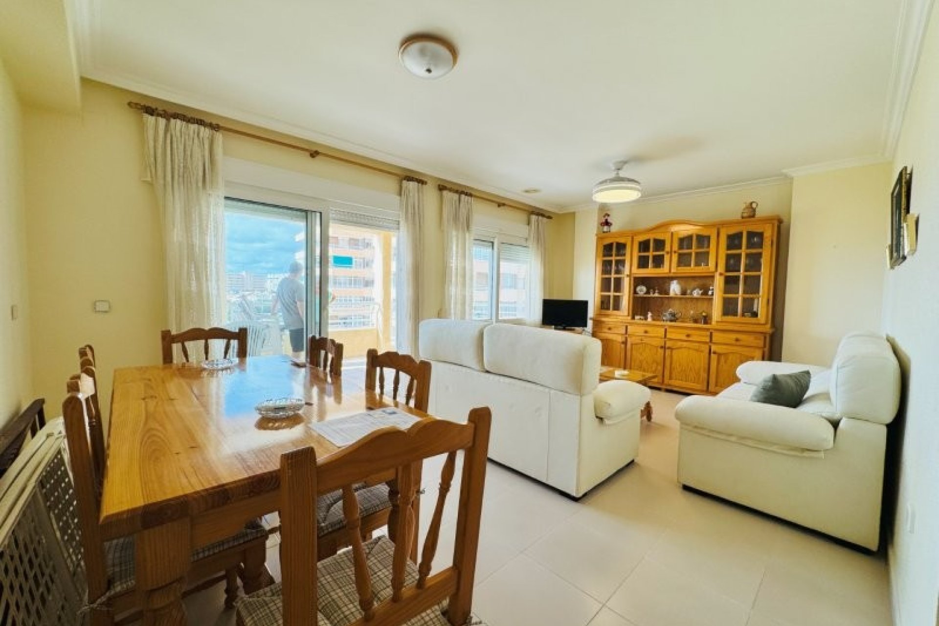 Resale - Apartment / flat -
Torrevieja - La Mata