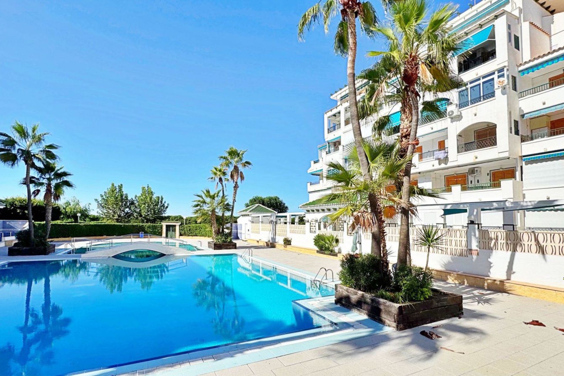 Resale - Apartment / flat -
Torrevieja - La Mata