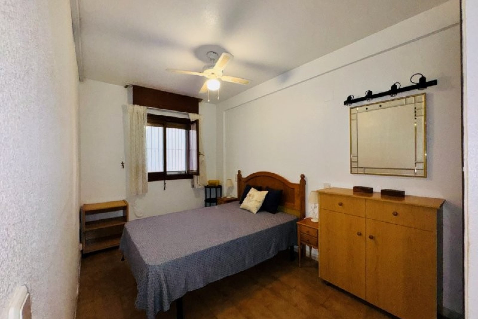 Resale - Apartment / flat -
Torrevieja - La Mata