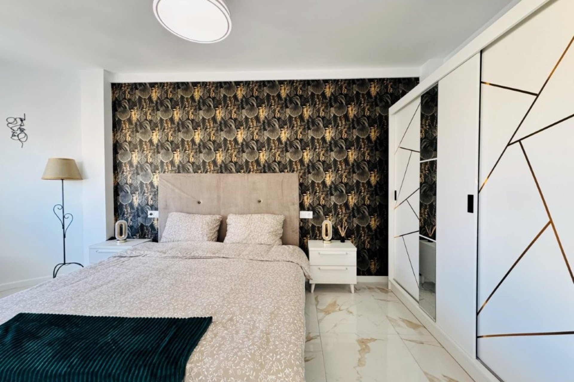 Resale - Apartment / flat -
Torrevieja - La Mata