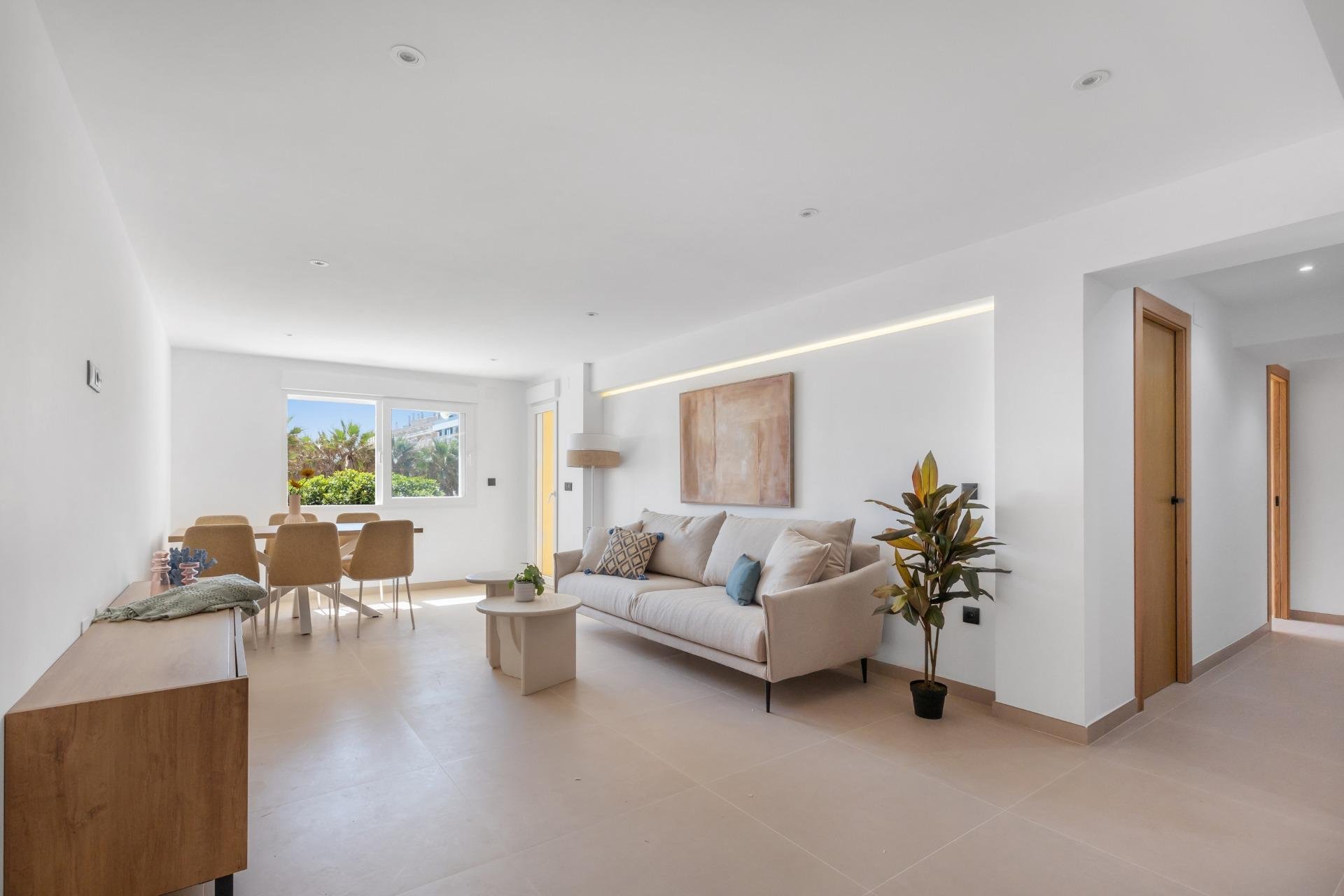 Resale - Apartment / flat -
Torrevieja - La Mata