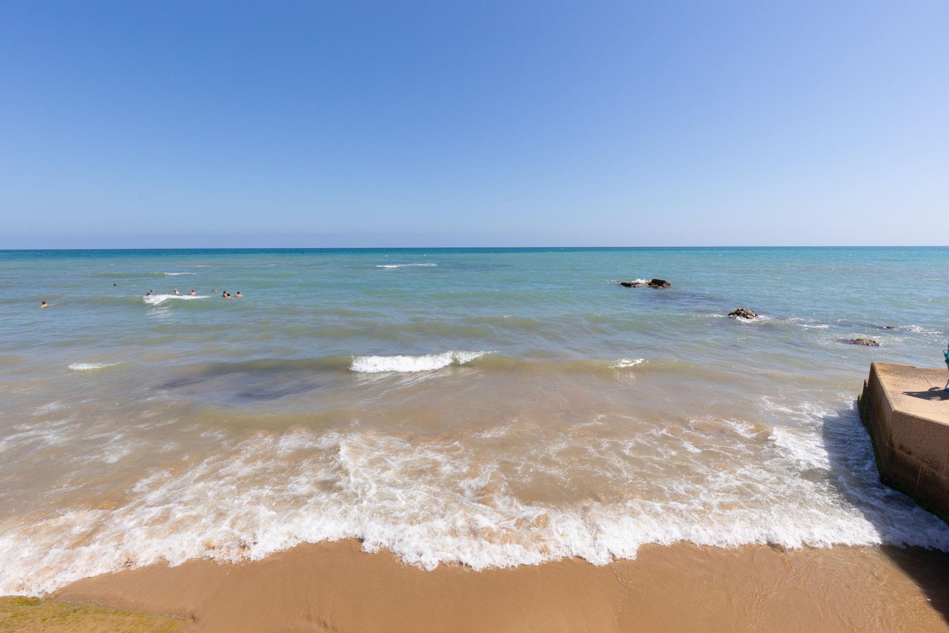 Resale - Apartment / flat -
Torrevieja - La Mata