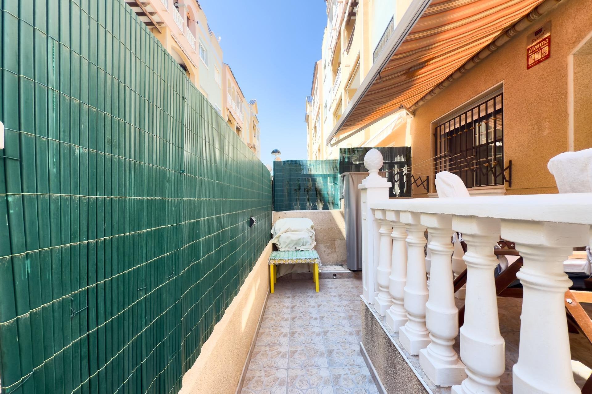 Resale - Apartment / flat -
Torrevieja - La Mata