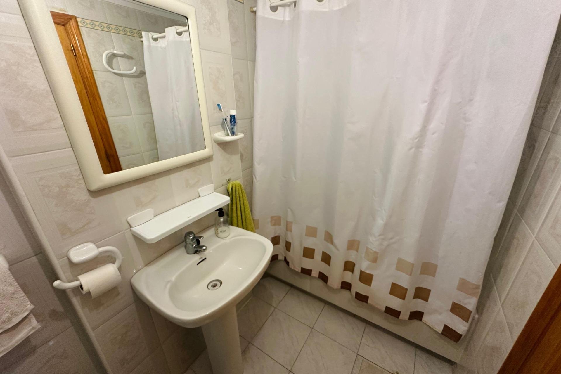 Resale - Apartment / flat -
Torrevieja - La Mata