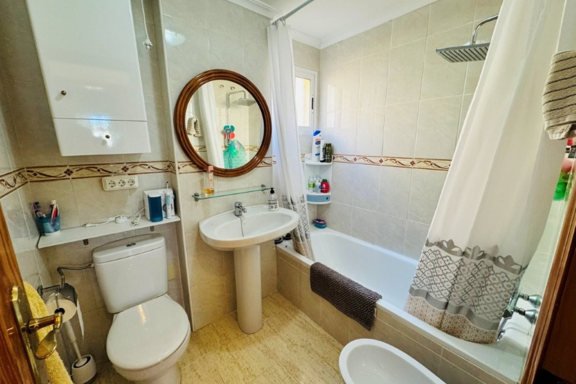 Resale - Apartment / flat -
Torrevieja - La Mata