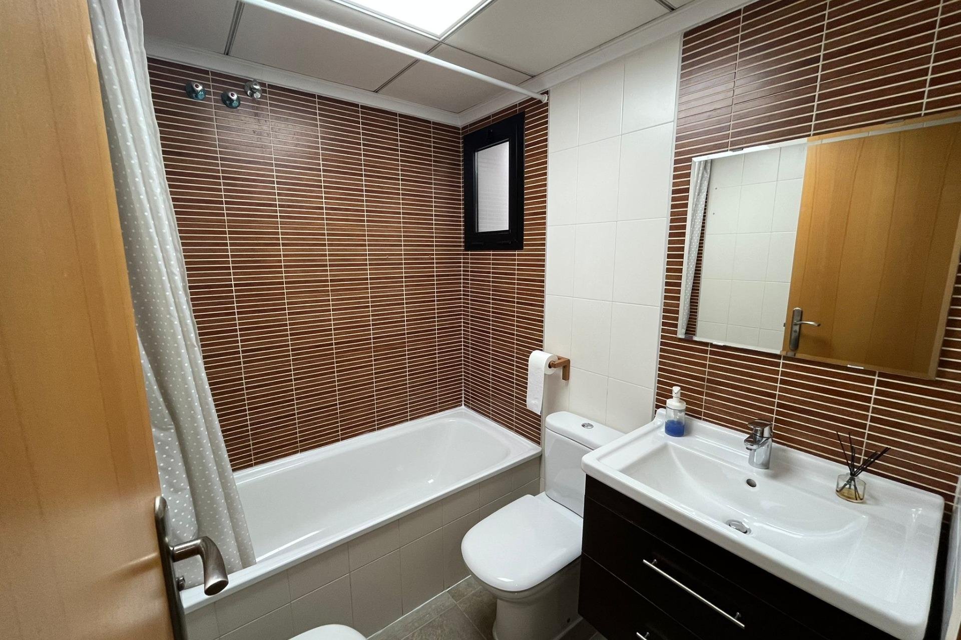 Resale - Apartment / flat -
Torrevieja - La Mata