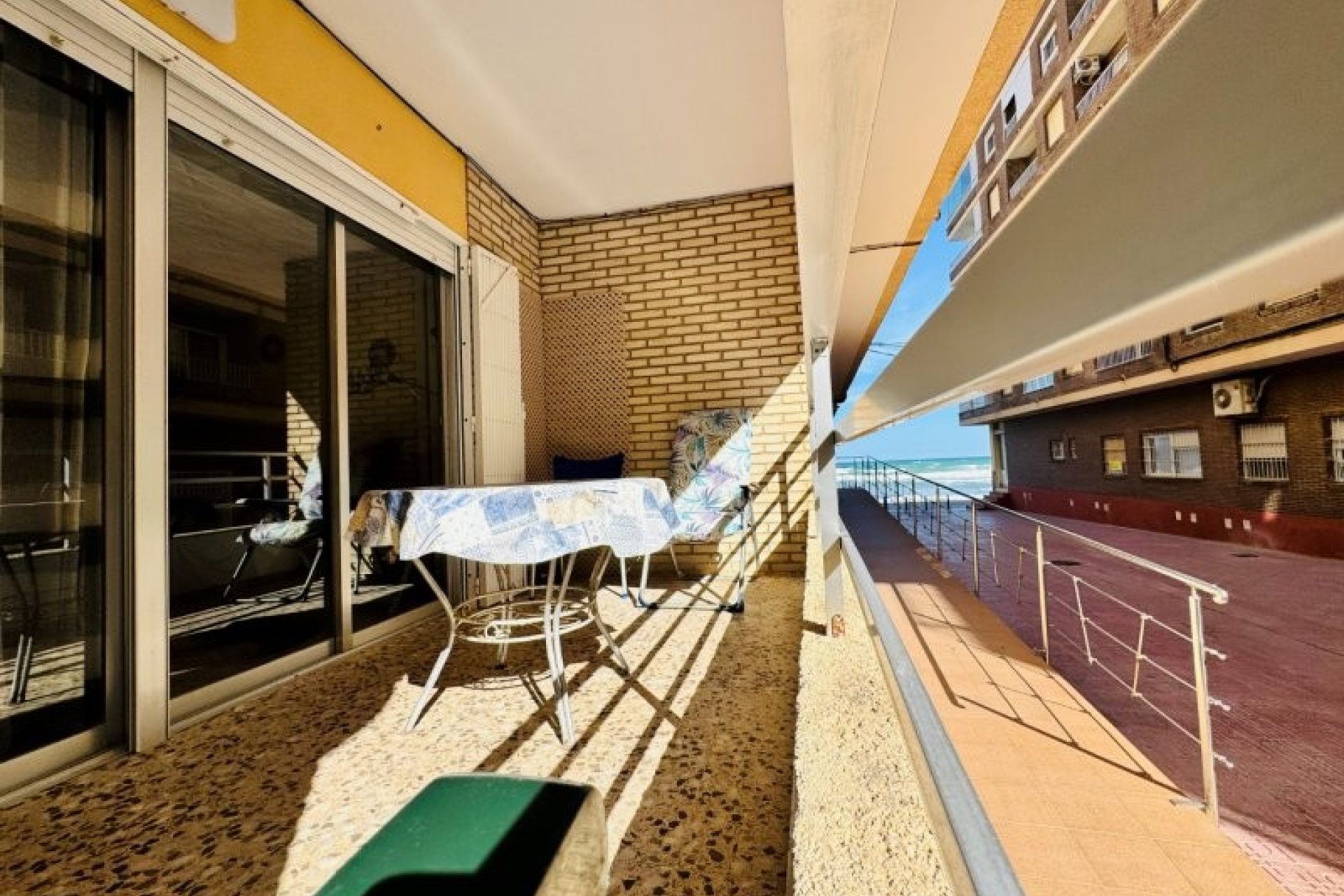 Resale - Apartment / flat -
Torrevieja - La Mata