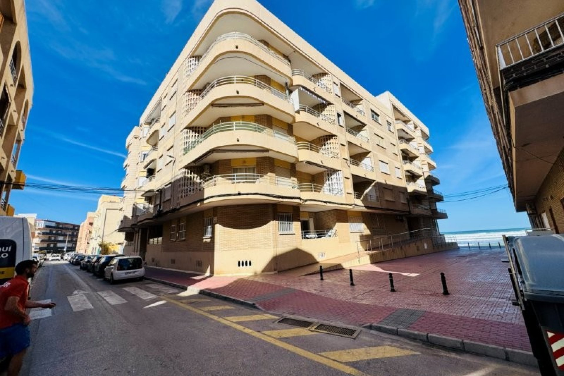 Resale - Apartment / flat -
Torrevieja - La Mata