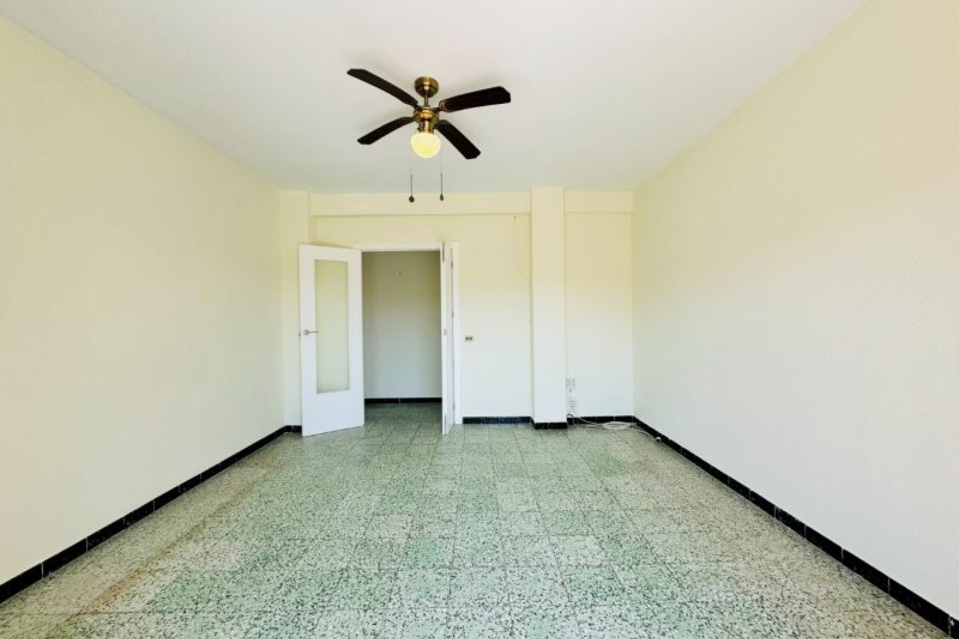 Resale - Apartment / flat -
Torrevieja - La Mata