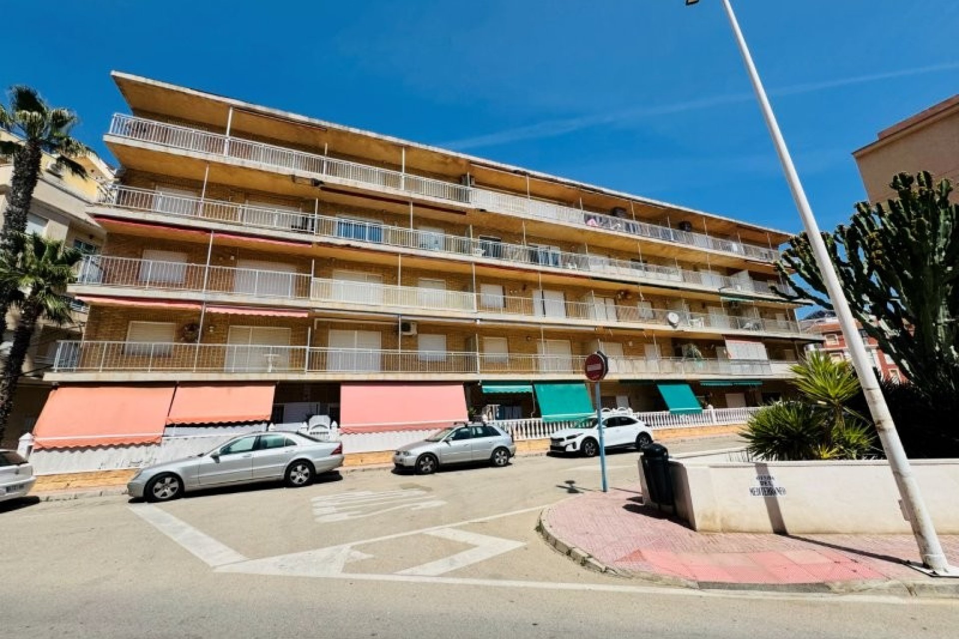 Resale - Apartment / flat -
Torrevieja - La Mata