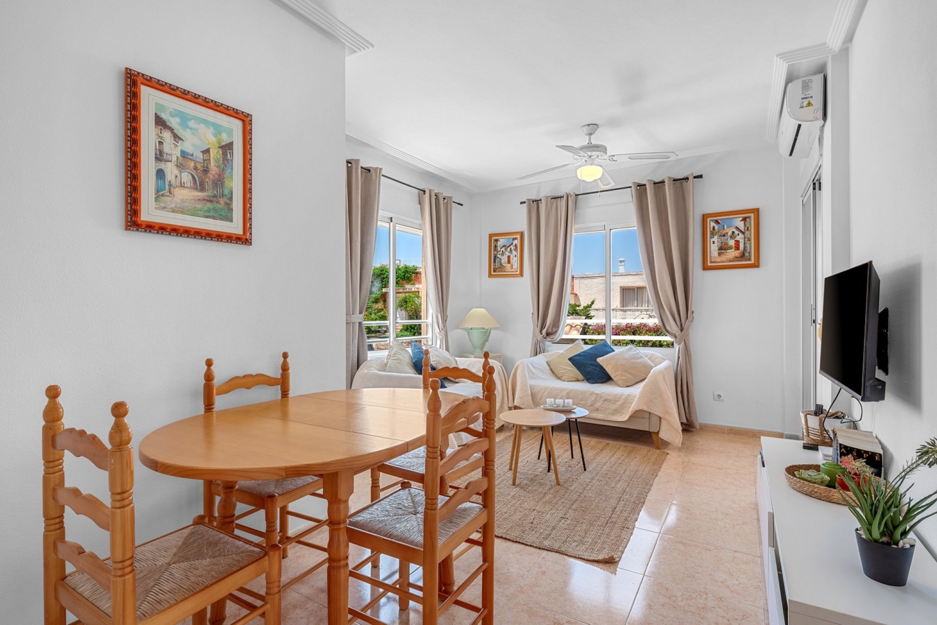 Resale - Apartment / flat -
Torrevieja - La Mata