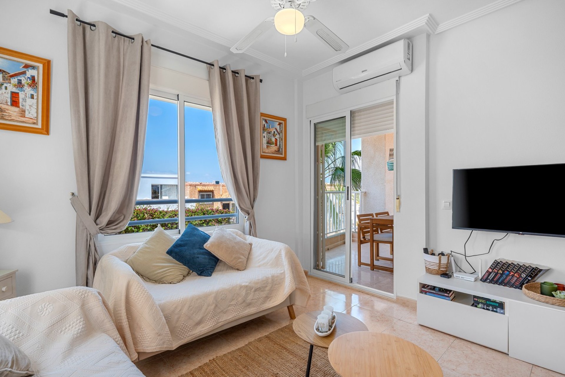 Resale - Apartment / flat -
Torrevieja - La Mata