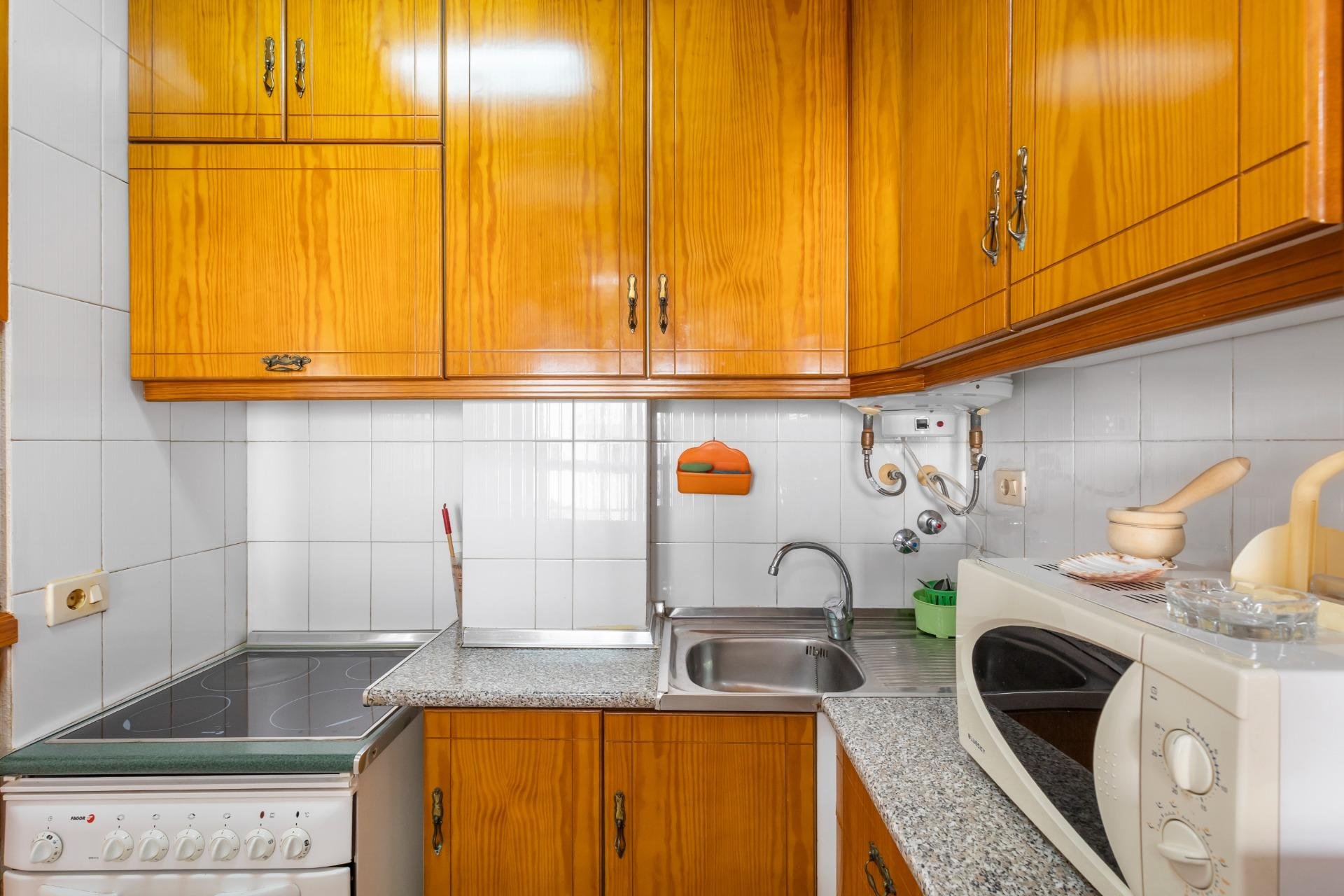 Resale - Apartment / flat -
Torrevieja - La Mata