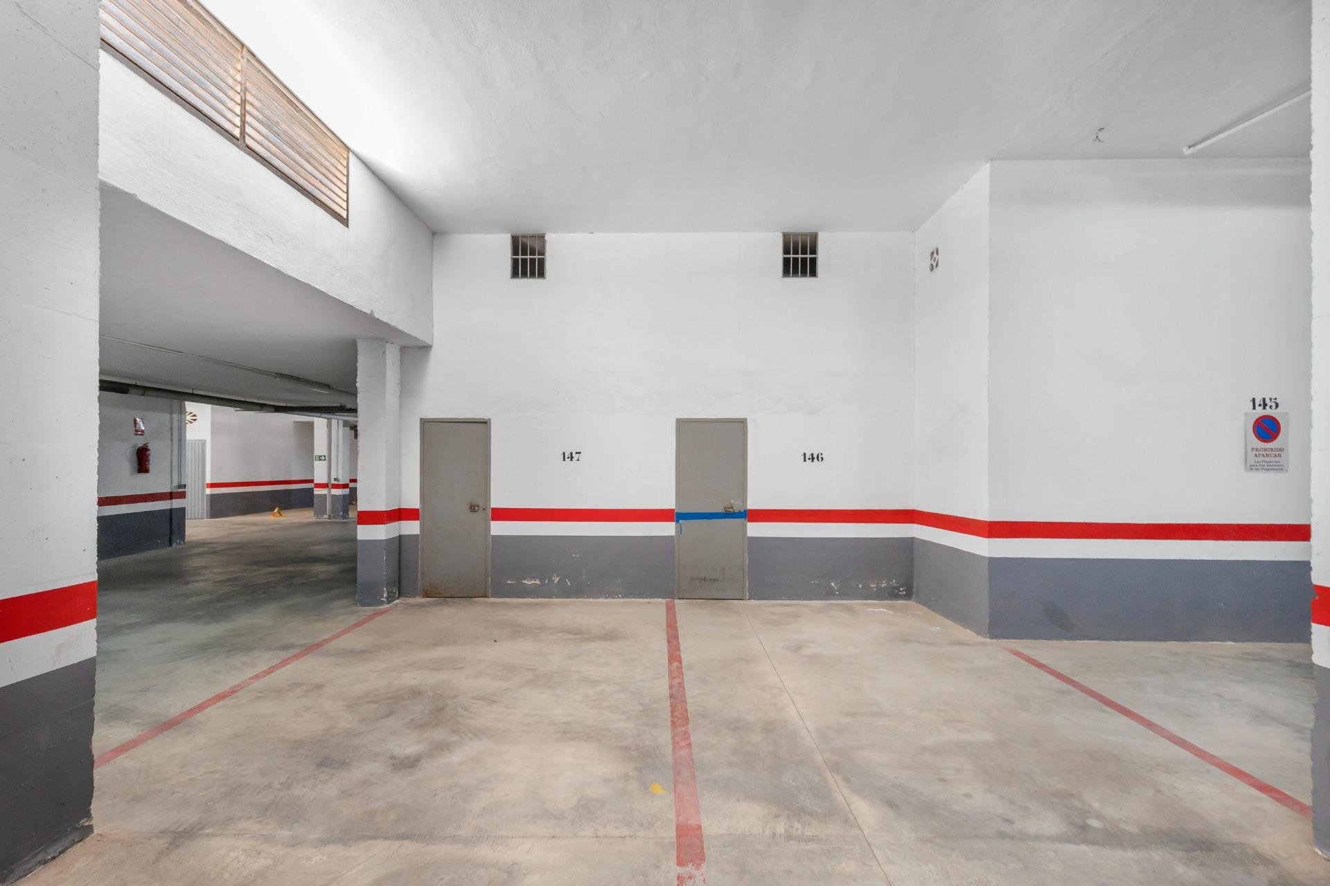 Resale - Apartment / flat -
Torrevieja - La Mata