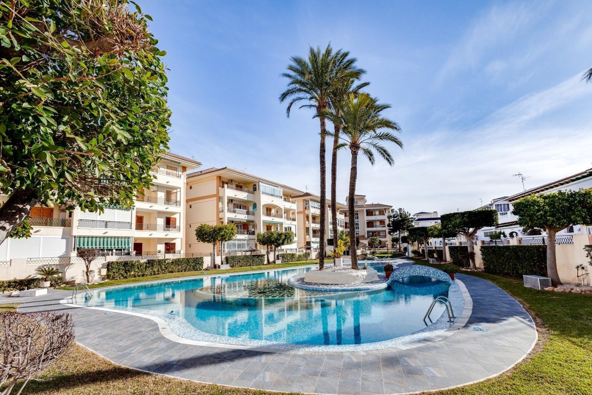 Resale - Apartment / flat -
Torrevieja - La Mata