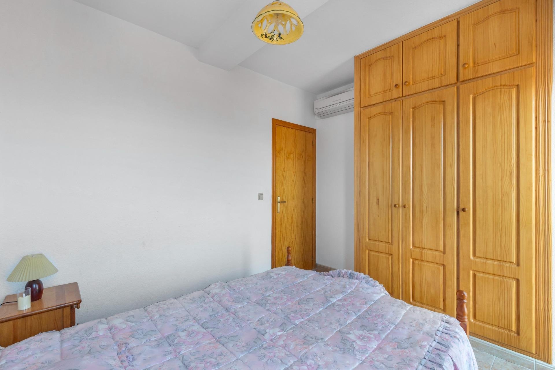 Resale - Apartment / flat -
Torrevieja - La Mata