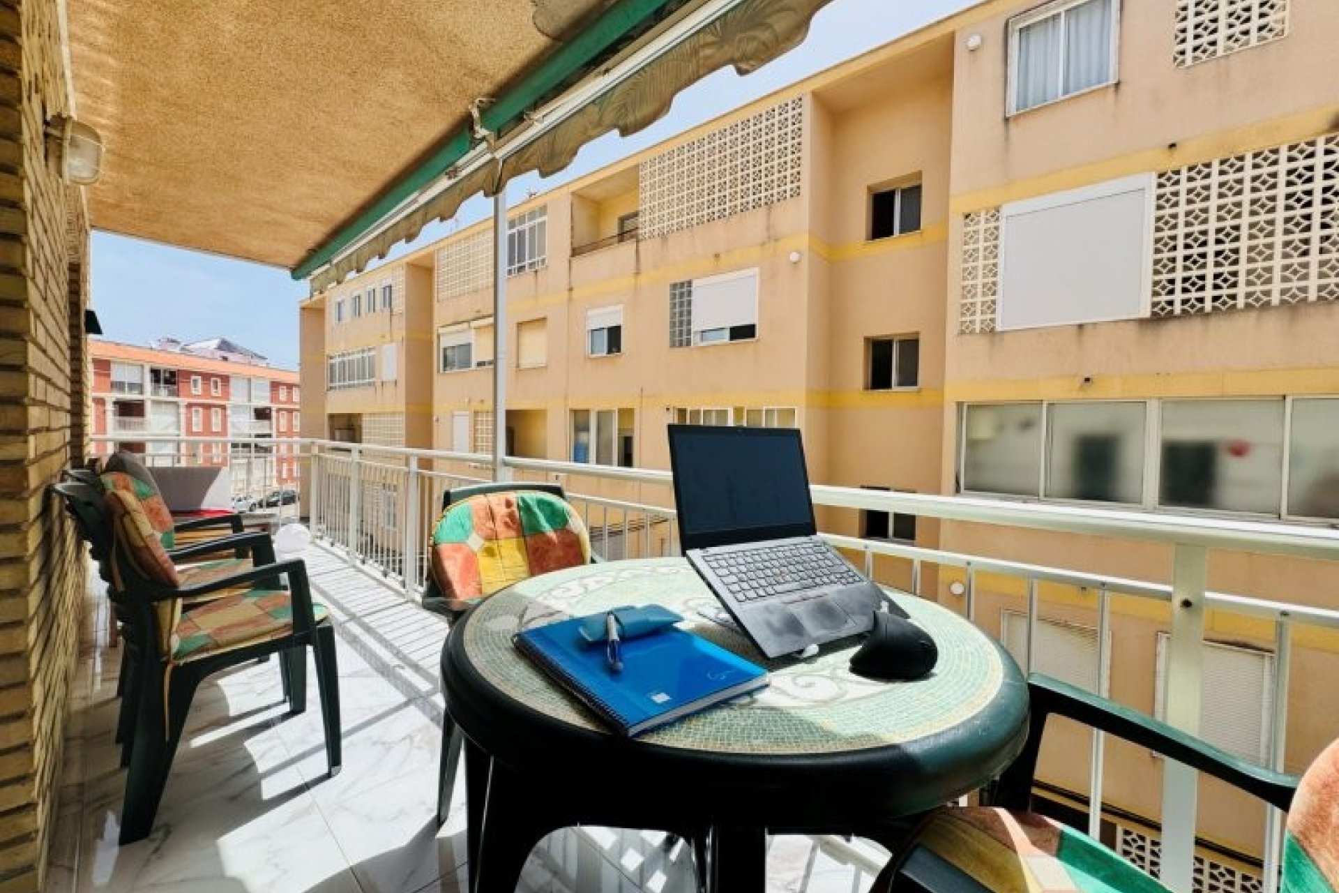 Resale - Apartment / flat -
Torrevieja - La Mata