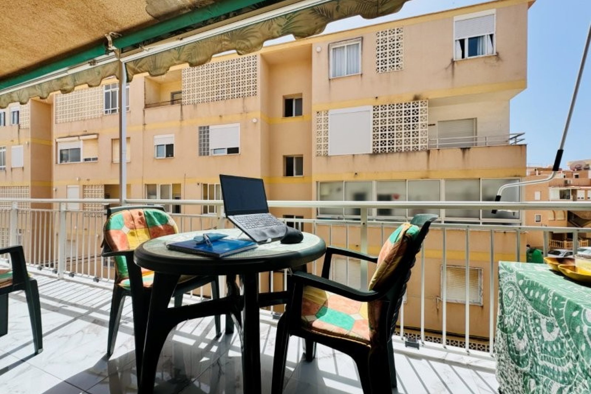 Resale - Apartment / flat -
Torrevieja - La Mata