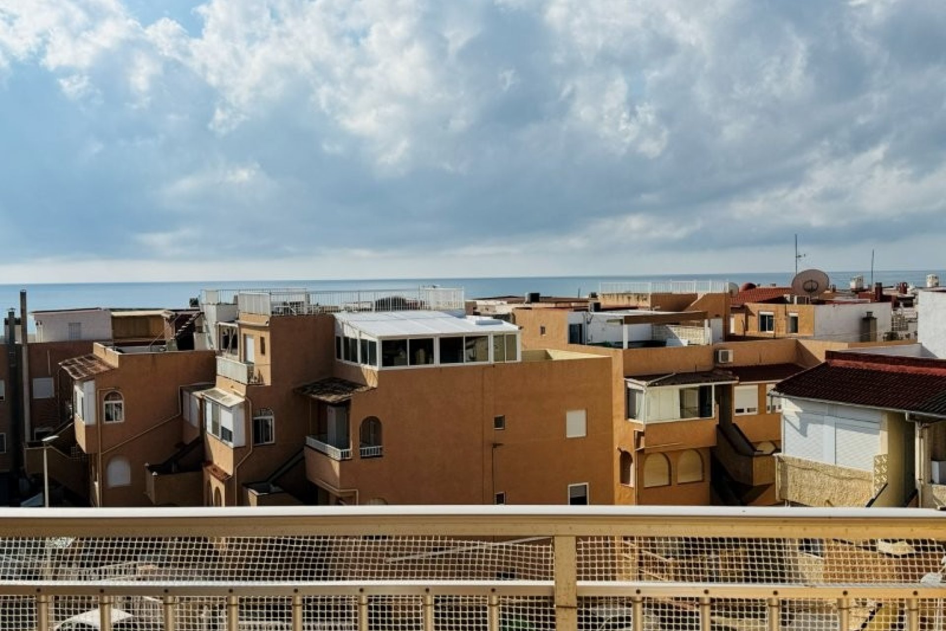 Resale - Apartment / flat -
Torrevieja - La Mata