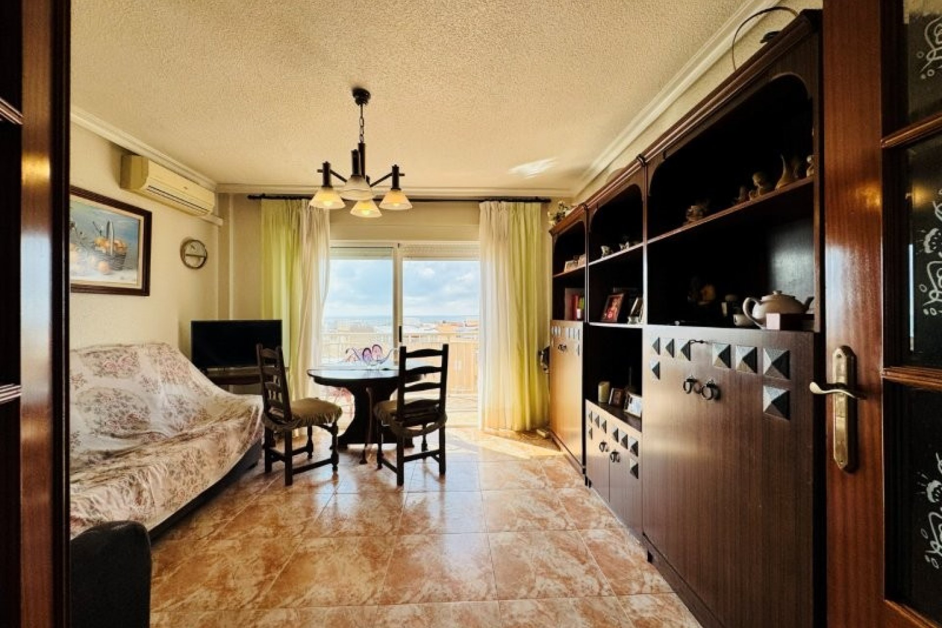 Resale - Apartment / flat -
Torrevieja - La Mata