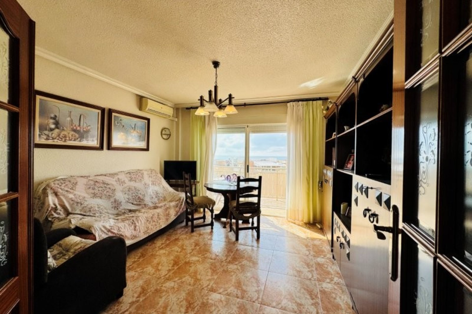 Resale - Apartment / flat -
Torrevieja - La Mata