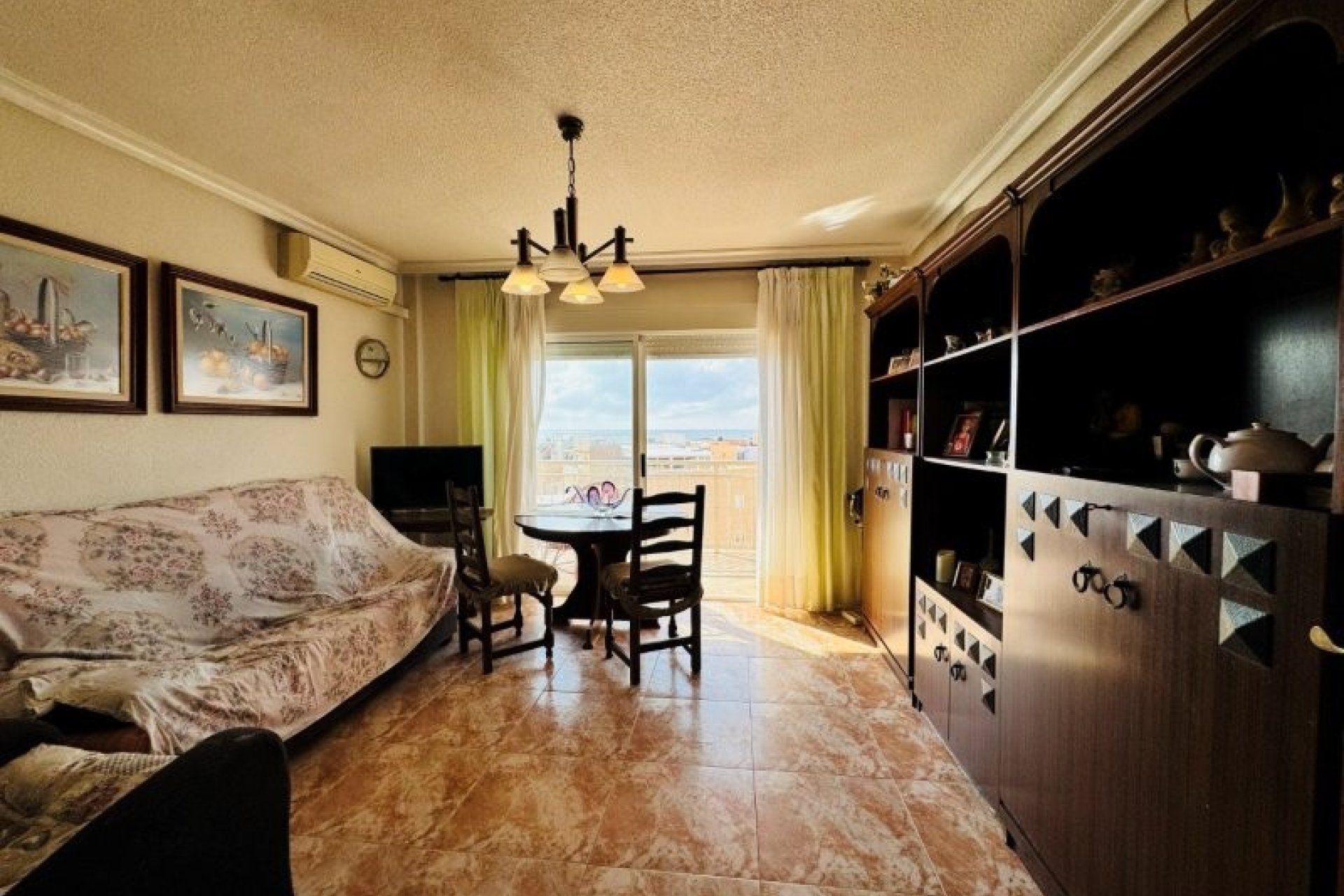 Resale - Apartment / flat -
Torrevieja - La Mata