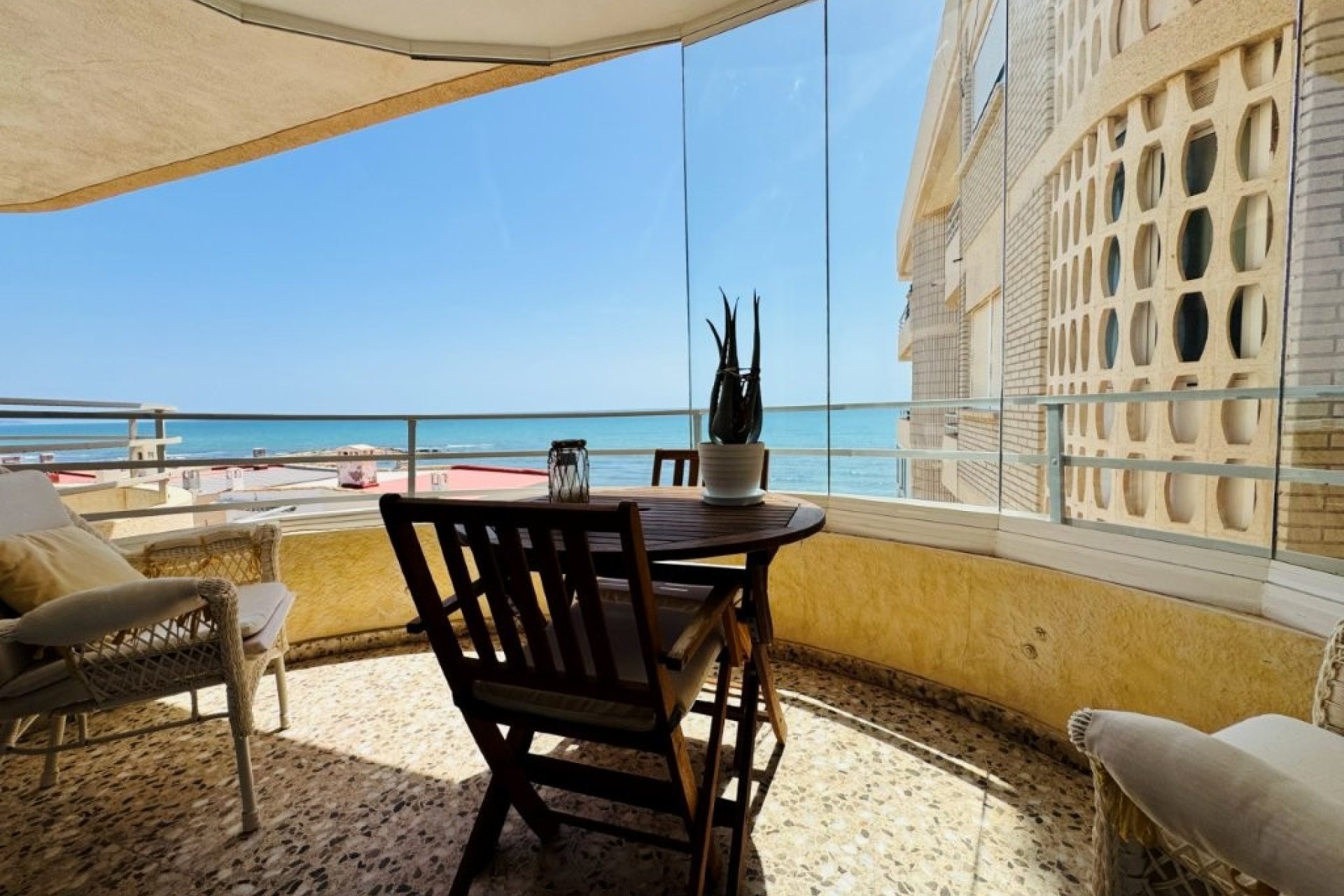 Resale - Apartment / flat -
Torrevieja - La Mata
