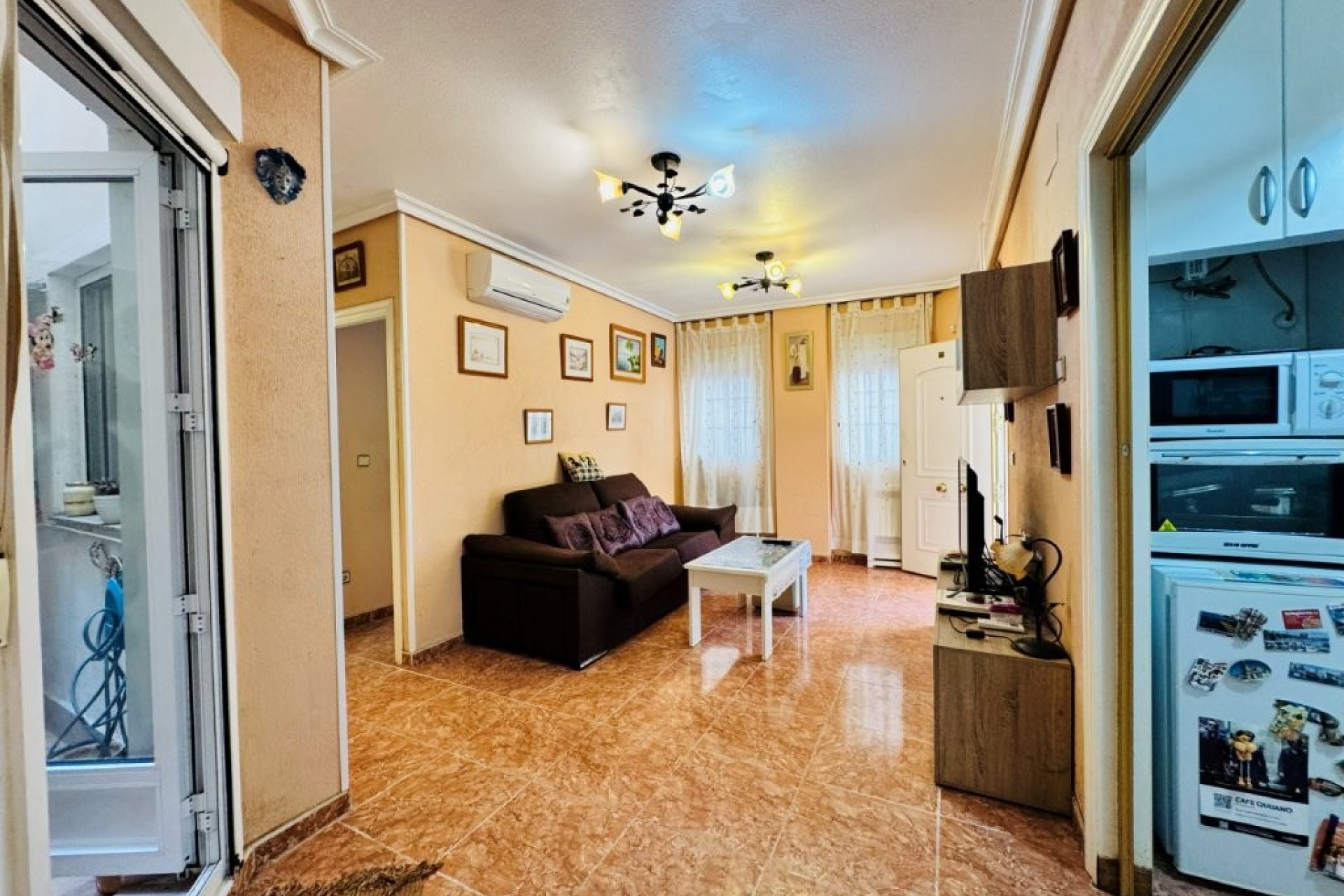 Resale - Apartment / flat -
Torrevieja - La Mata