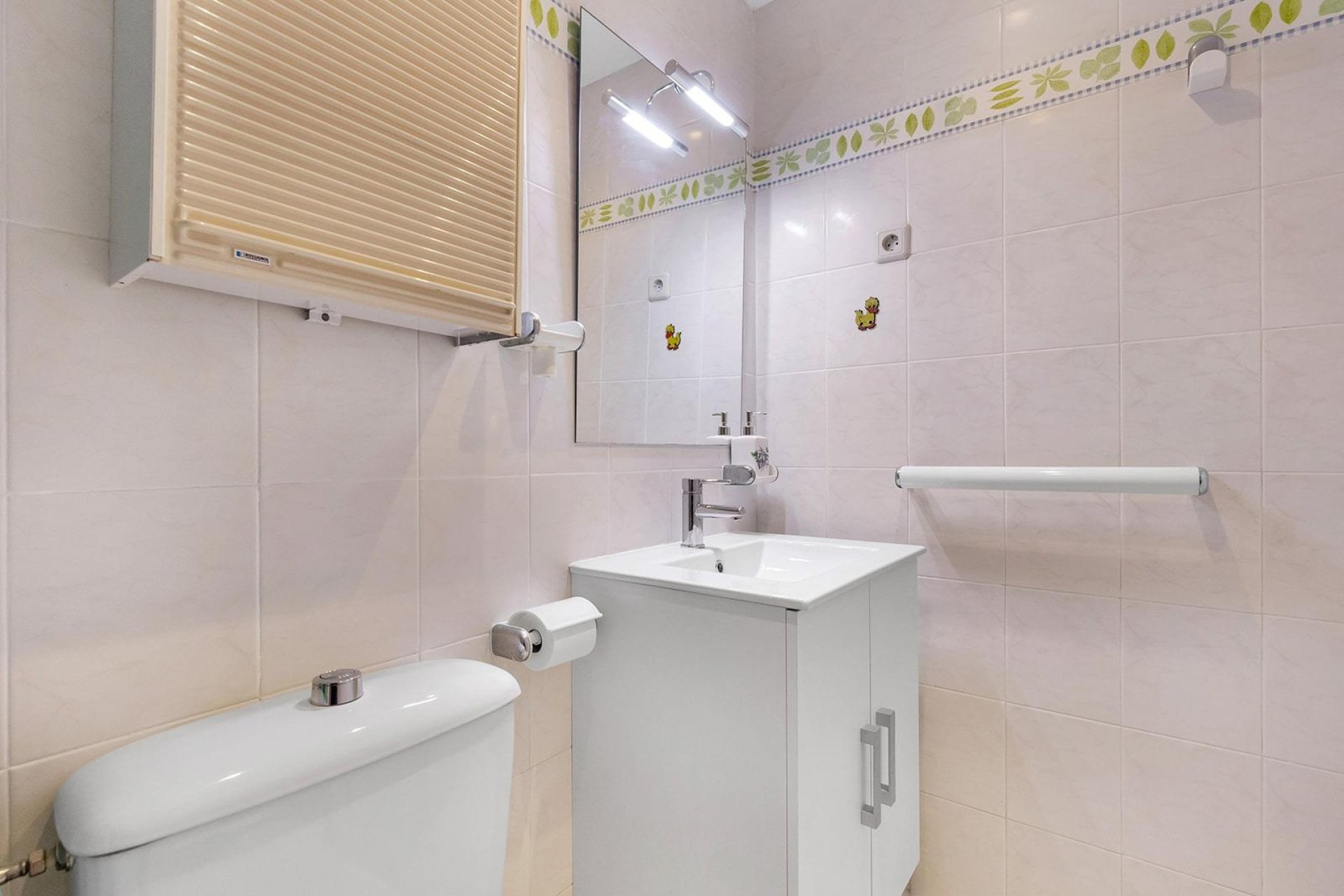 Resale - Apartment / flat -
Torrevieja - La Mata