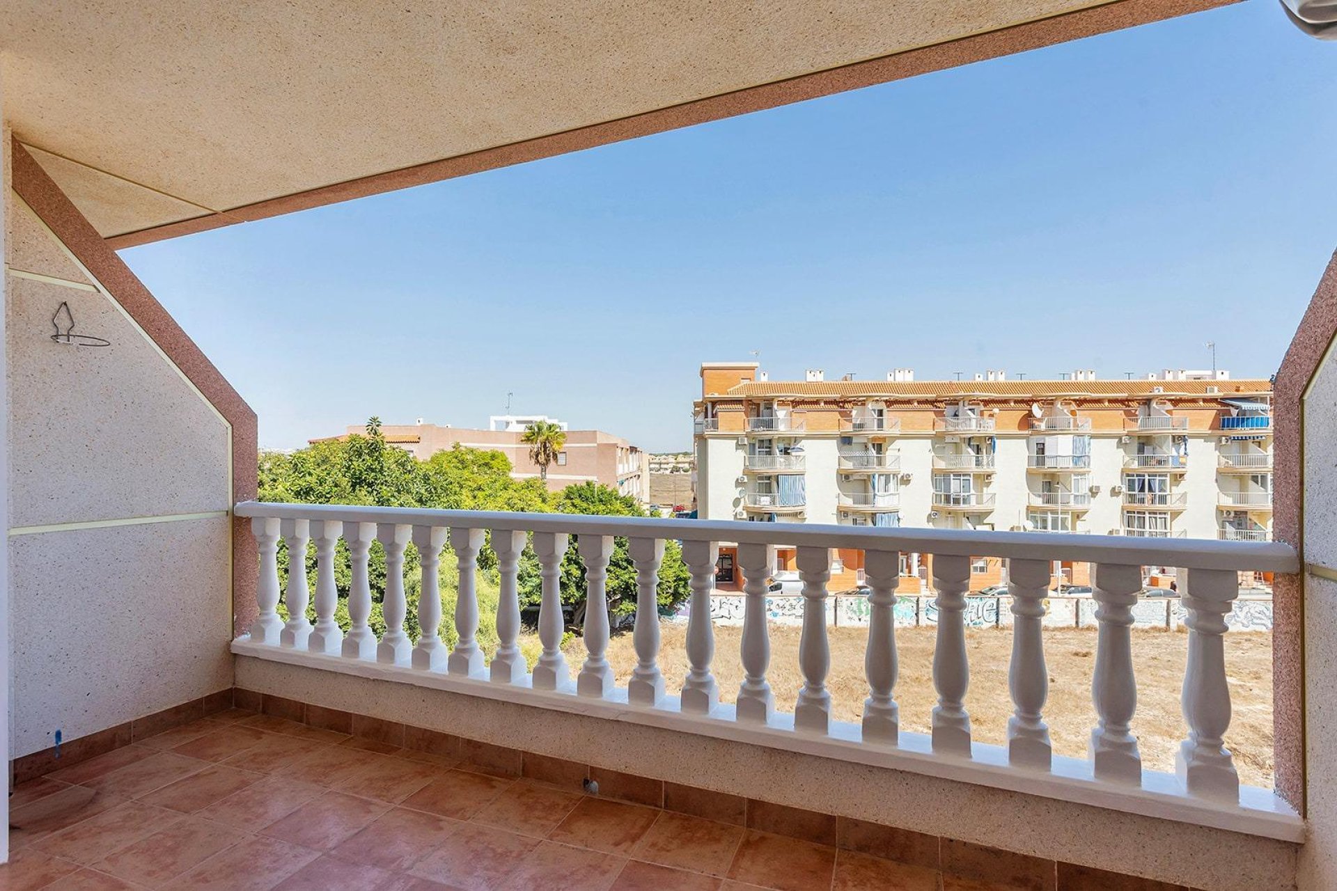 Resale - Apartment / flat -
Torrevieja - La Mata