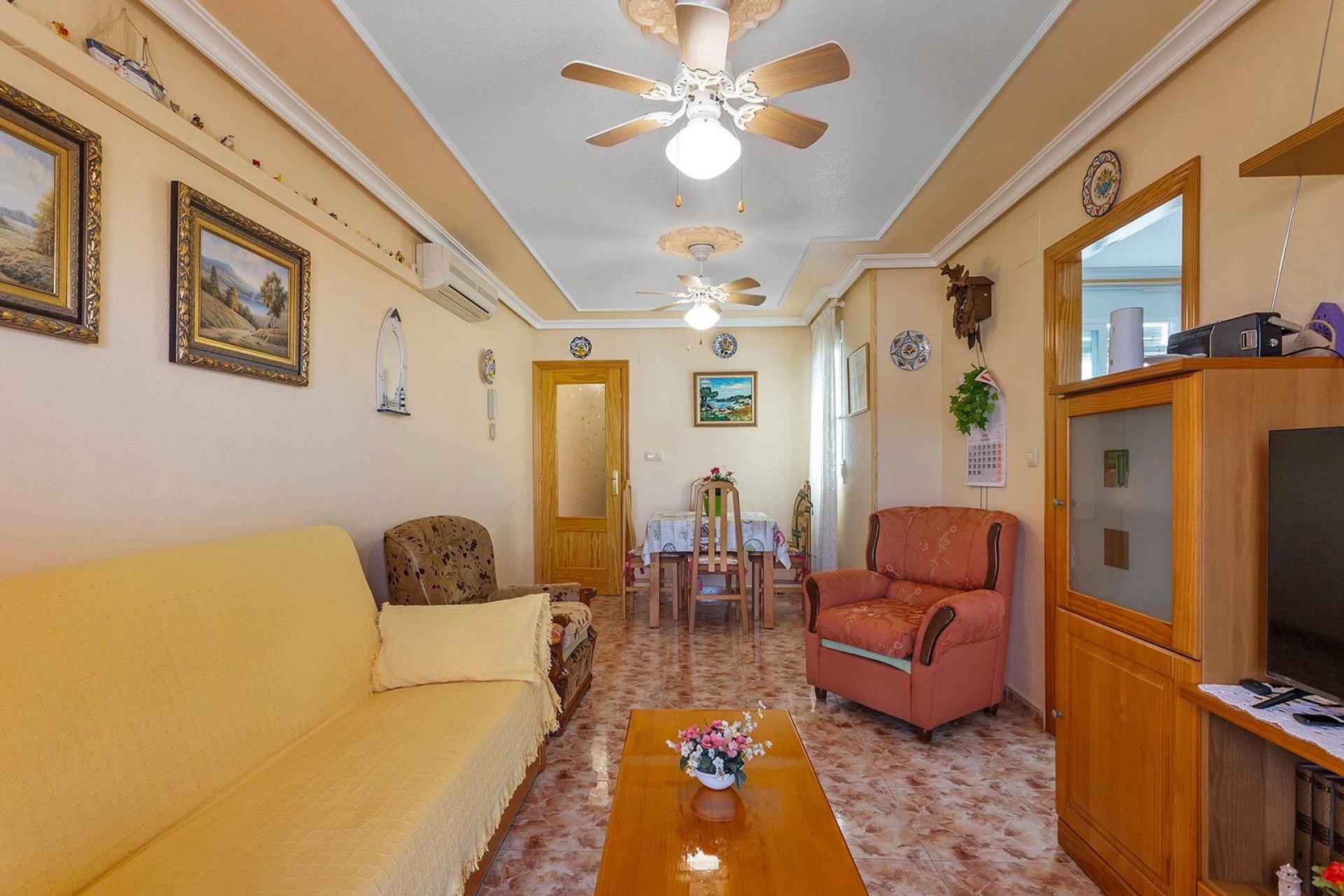 Resale - Apartment / flat -
Torrevieja - La Mata